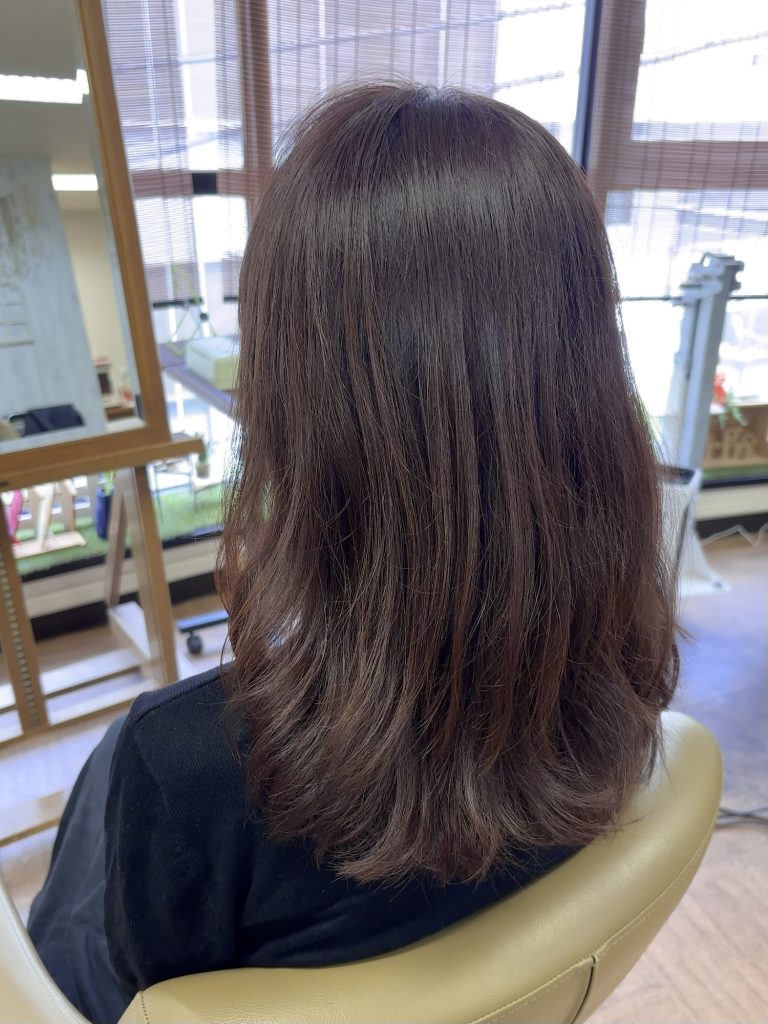 立川 府中 30代 40代 おすすめの秋色カラー バックのスタイル